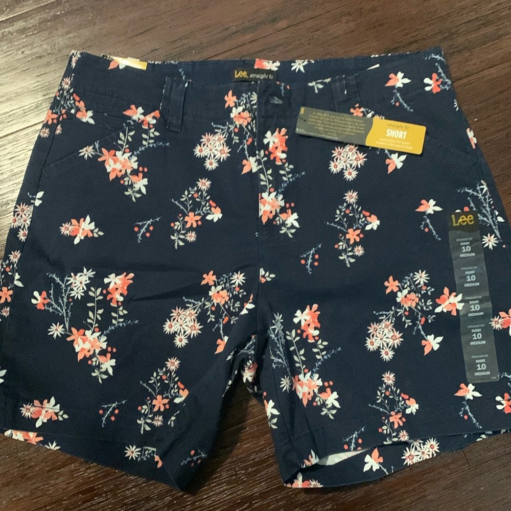 Navy shorts BNWT